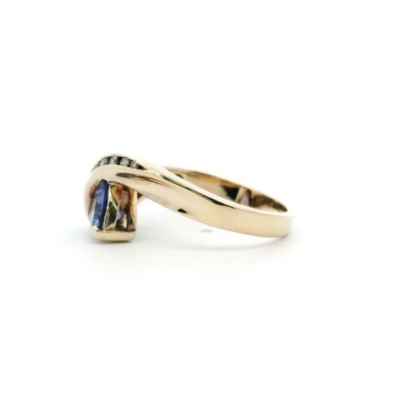 Estate 10KY Trillion Tanzanite and Diamond Ring Image 4 Kiefer Jewelers Lutz, FL