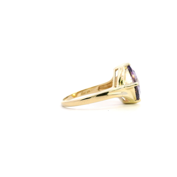 Estate 14KY Cushion Cut Amethyst Fashion Ring Image 3 Kiefer Jewelers Lutz, FL