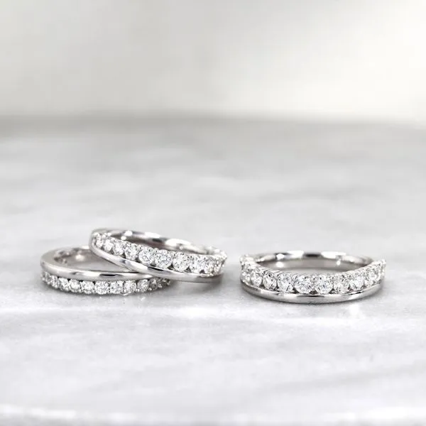 0.70tw Diamond Round Brilliant Anniversary Bar Band Image 4 La Mine d'Or Moncton, NB