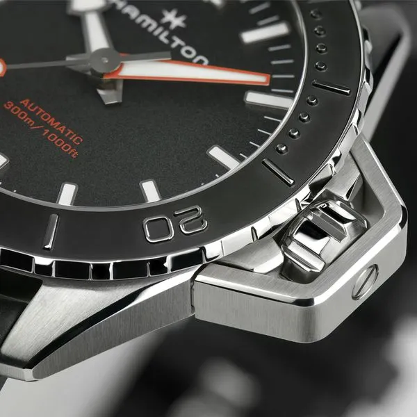 Hamilton Khaki Navy Frogman Automatic Watch Black Dial 46mm Image 4 La Mine d'Or Moncton, NB