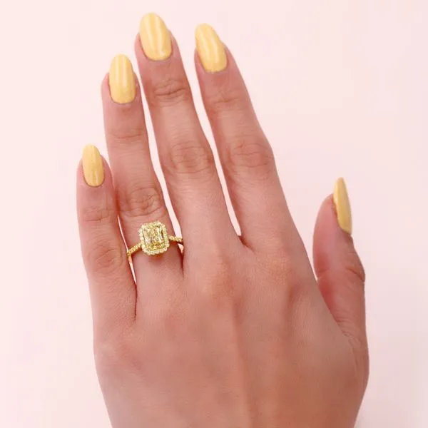 2.25tw Fancy Yellow Radiant Diamond Halo Engagement Ring Image 4 La Mine d'Or Moncton, NB