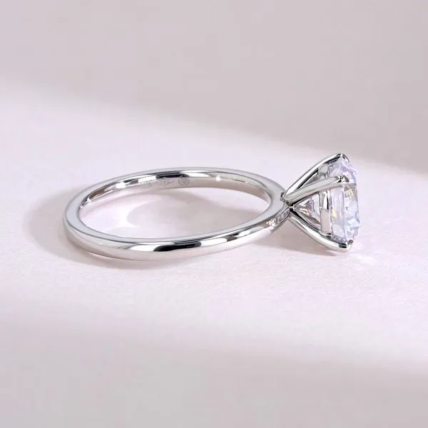 Victoria Round Solitaire Engagement Ring Setting Image 4 La Mine d'Or Moncton, NB