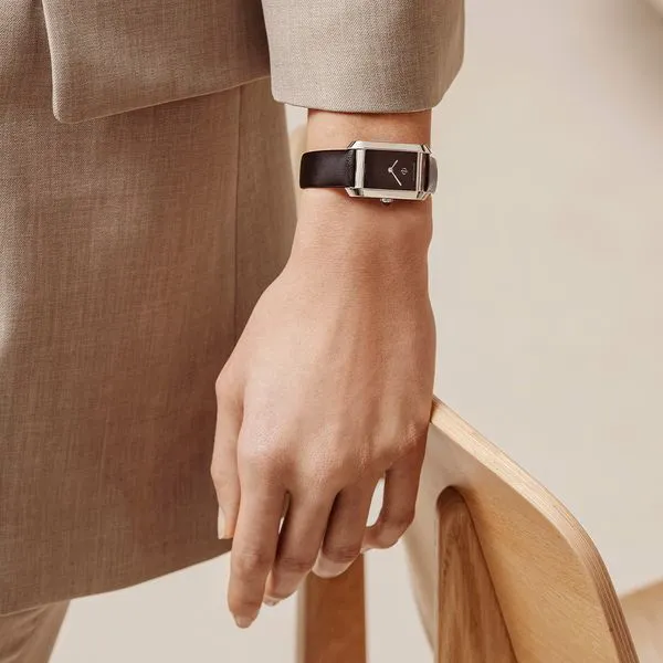 Baume & Mercier Hampton Quartz Watch Black Dial 35x22m Image 5 La Mine d'Or Moncton, NB