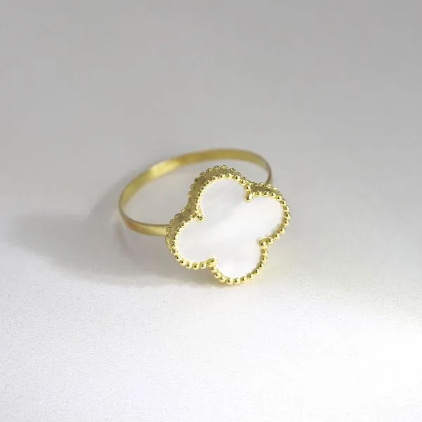 Estate 18kt Yellow Gold Mother-of-Pearl Ring Image 3 La Mine d'Or Moncton, NB