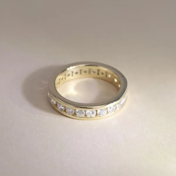 0.90tw Estate Diamond Eternity Band, Size 3.5 Image 2 La Mine d'Or Moncton, NB