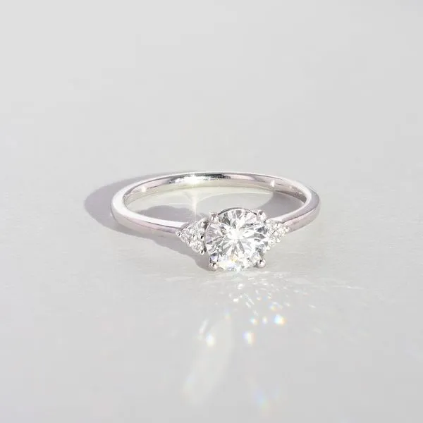 0.75tw Paris Round Diamond Engagement Ring Image 3 La Mine d'Or Moncton, NB