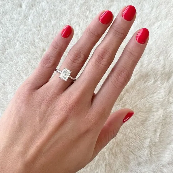 2.01ct Victoria Radiant Diamond Solitaire Engagement Ring Image 5 La Mine d'Or Moncton, NB