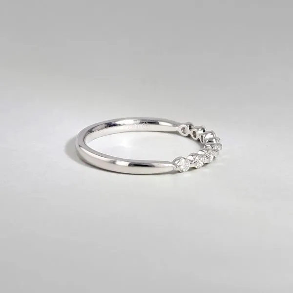 0.25tw Always Single Shared Claw Platinum Diamond Band Image 4 La Mine d'Or Moncton, NB