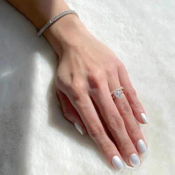 1.50ct Victoria Oval Diamond Solitaire Engagement Ring Image 4 La Mine d'Or Moncton, NB