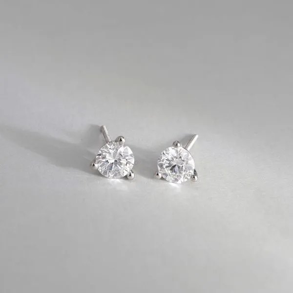 1.22tw Signature Round Brilliant Diamond Platinum Stud Earrings Image 2 La Mine d'Or Moncton, NB