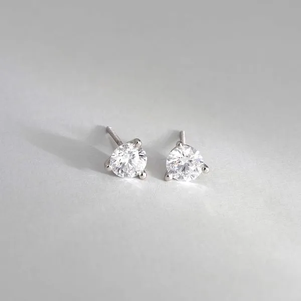 1.18tw Signature Round Brilliant Diamond Platinum Stud Earrings Image 2 La Mine d'Or Moncton, NB
