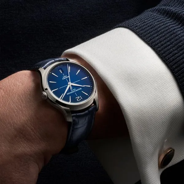Baume & Mercier Clifton Automatic Watch Blue Dial 39mm Image 5 La Mine d'Or Moncton, NB