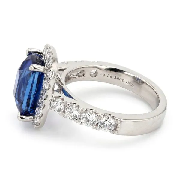 5.13ct Sapphire and Diamond Halo Platinum Ring Image 2 La Mine d'Or Moncton, NB