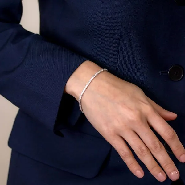 2.05tw Signature Diamond Tennis Bracelet Image 3 La Mine d'Or Moncton, NB