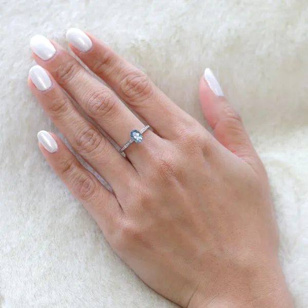 0.70ct Milan Aquamarine Oval and Diamond Pave Ring Image 4 La Mine d'Or Moncton, NB