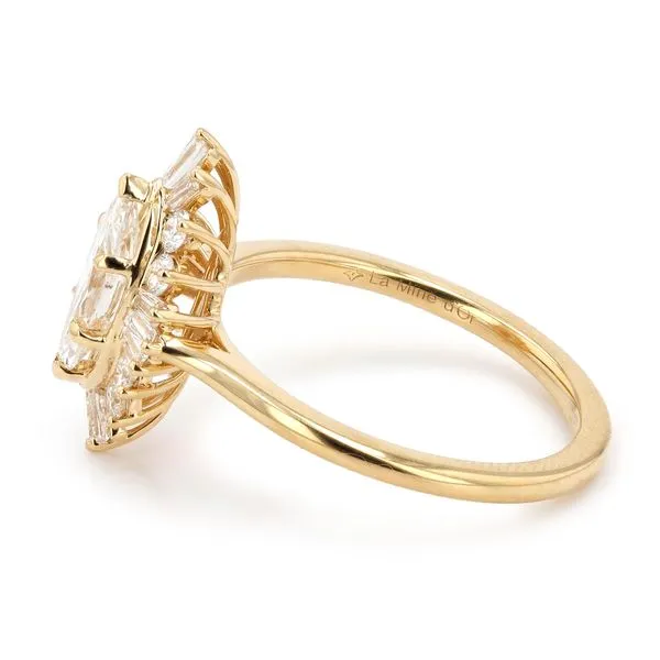 1.30tw Glamis Marquise Diamond Halo Engagement Ring Image 2 La Mine d'Or Moncton, NB