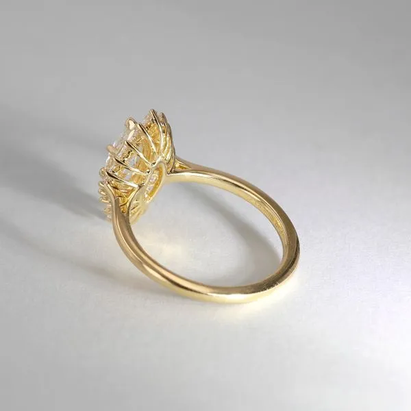 1.30tw Glamis Marquise Diamond Halo Engagement Ring Image 4 La Mine d'Or Moncton, NB