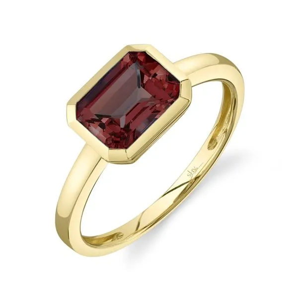1.88ct Shy Creation Color Garnet Solitaire Ring La Mine d'Or Moncton, NB
