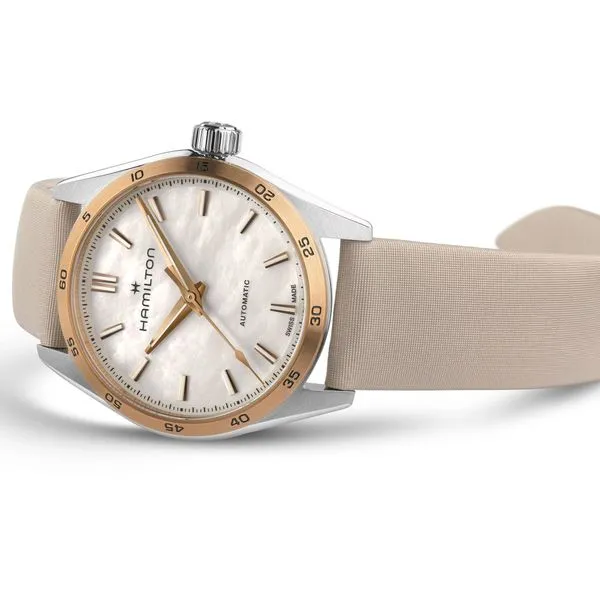 Hamilton Jazzmaster Performer Automatic M.O.P. Dial 34mm Image 3 La Mine d'Or Moncton, NB