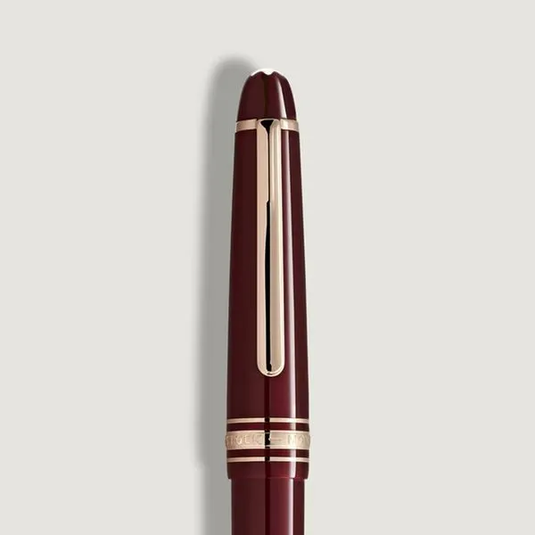 Montblanc Meisterst&uuml;ck Classique Burgundy Red Rollerball Image 5 La Mine d'Or Moncton, NB