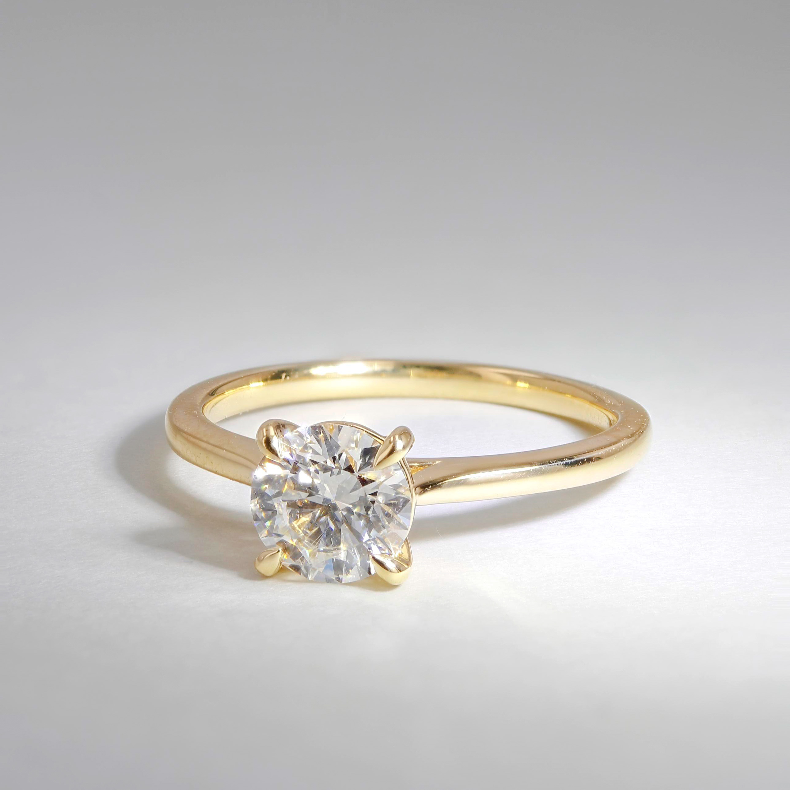 0.96ct Rio Round Brilliant Diamond Solitaire Engagement Ring Image 4 La Mine d'Or Moncton, NB