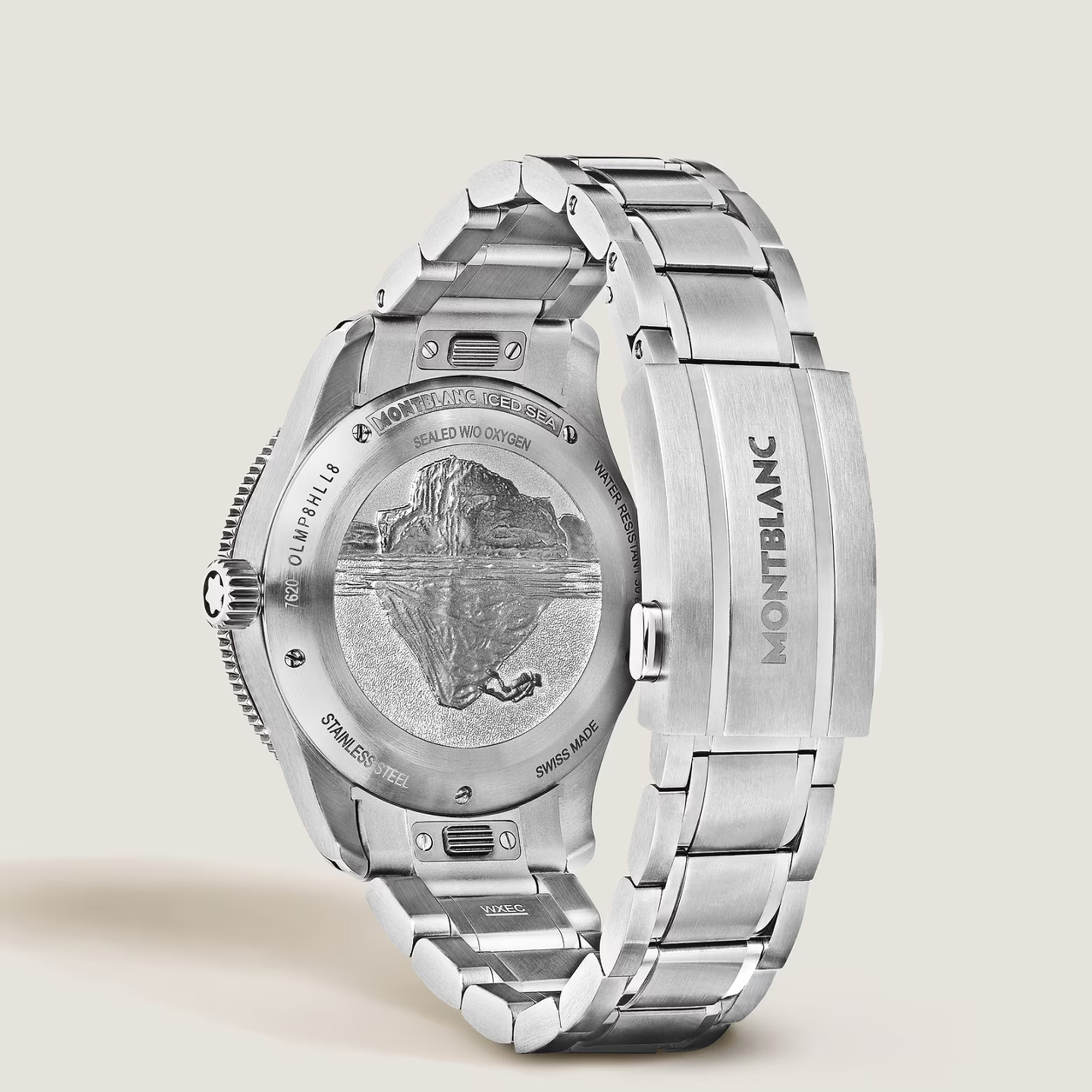 Montblanc Iced Sea Automatic Date 0 Oxygen Black Dial Image 4 La Mine d'Or Moncton, NB