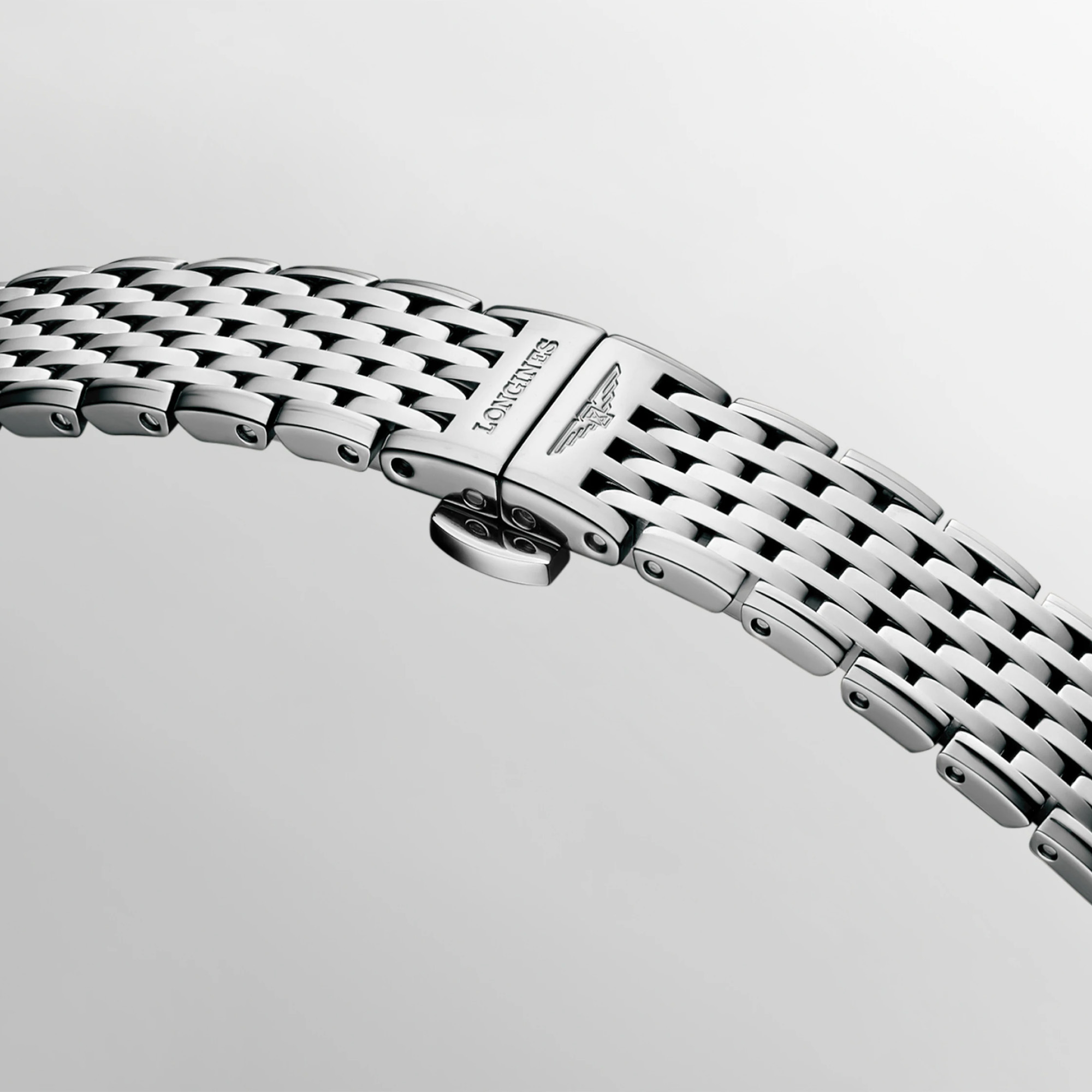 Longines La Grande Classique Quartz Diamond MOP Dial 24mm Image 5 La Mine d'Or Moncton, NB