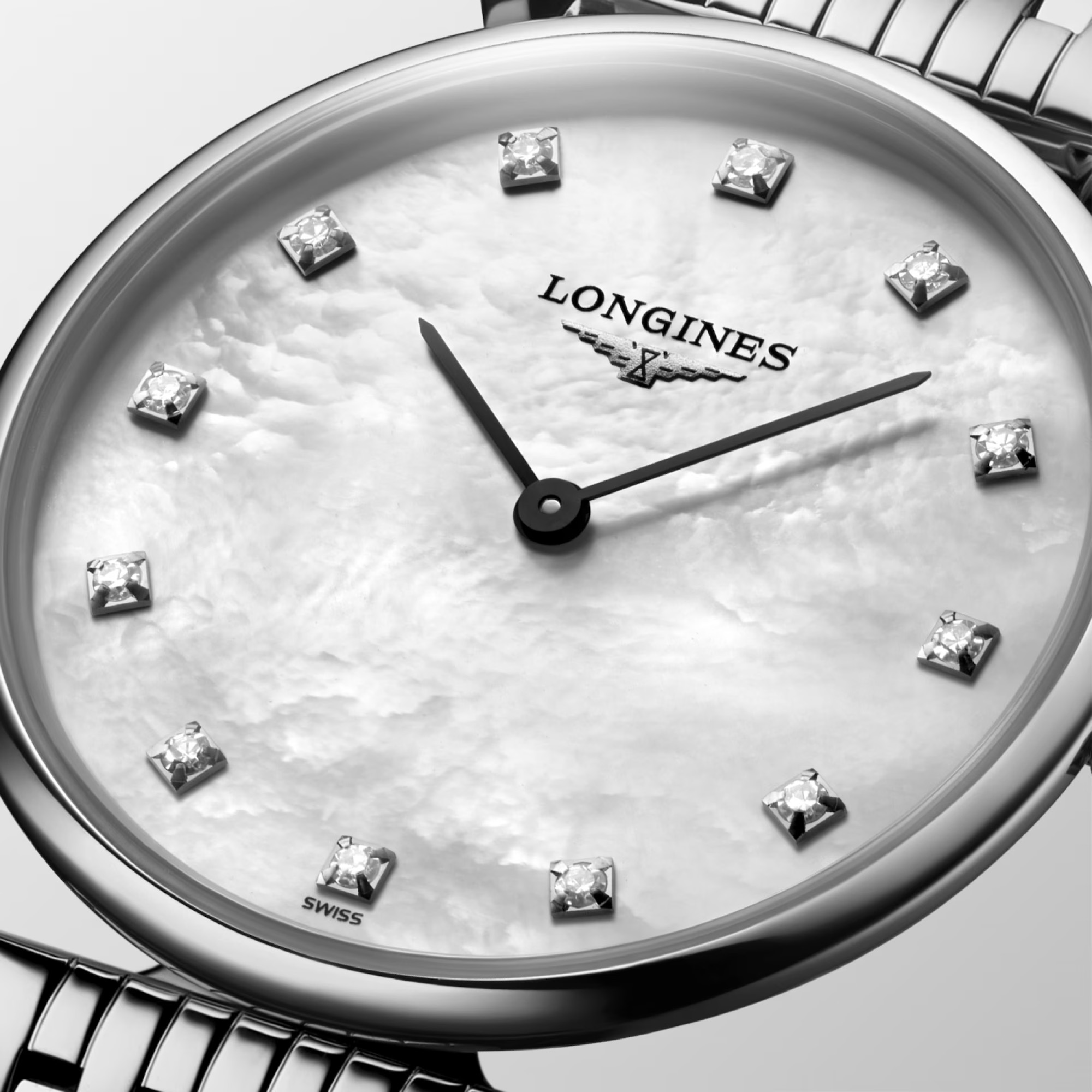 Longines La Grande Classique Quartz Diamond MOP Dial 29mm Image 2 La Mine d'Or Moncton, NB
