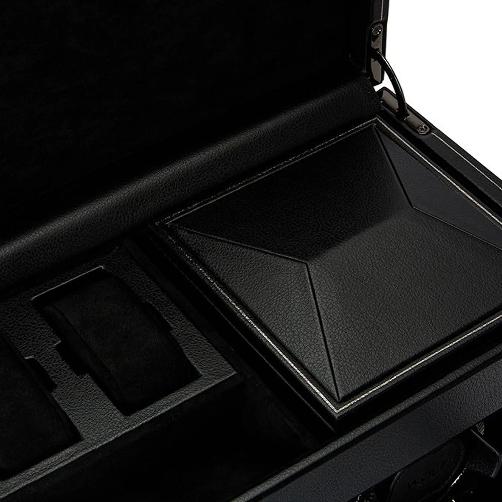 WOLF British Racing Double Watch Winder with Storage - Black Image 5 La Mine d'Or Moncton, NB