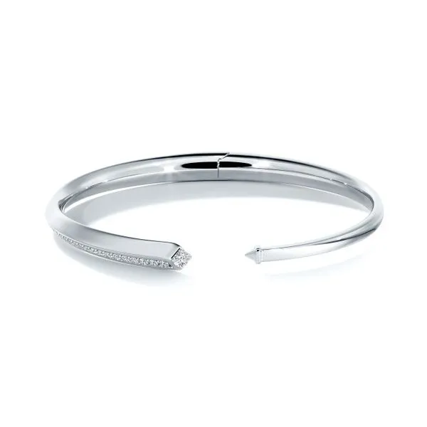 0.20tw De Beers Forevermark Avaanti Diamond Pave Open Bangle La Mine d'Or Moncton, NB