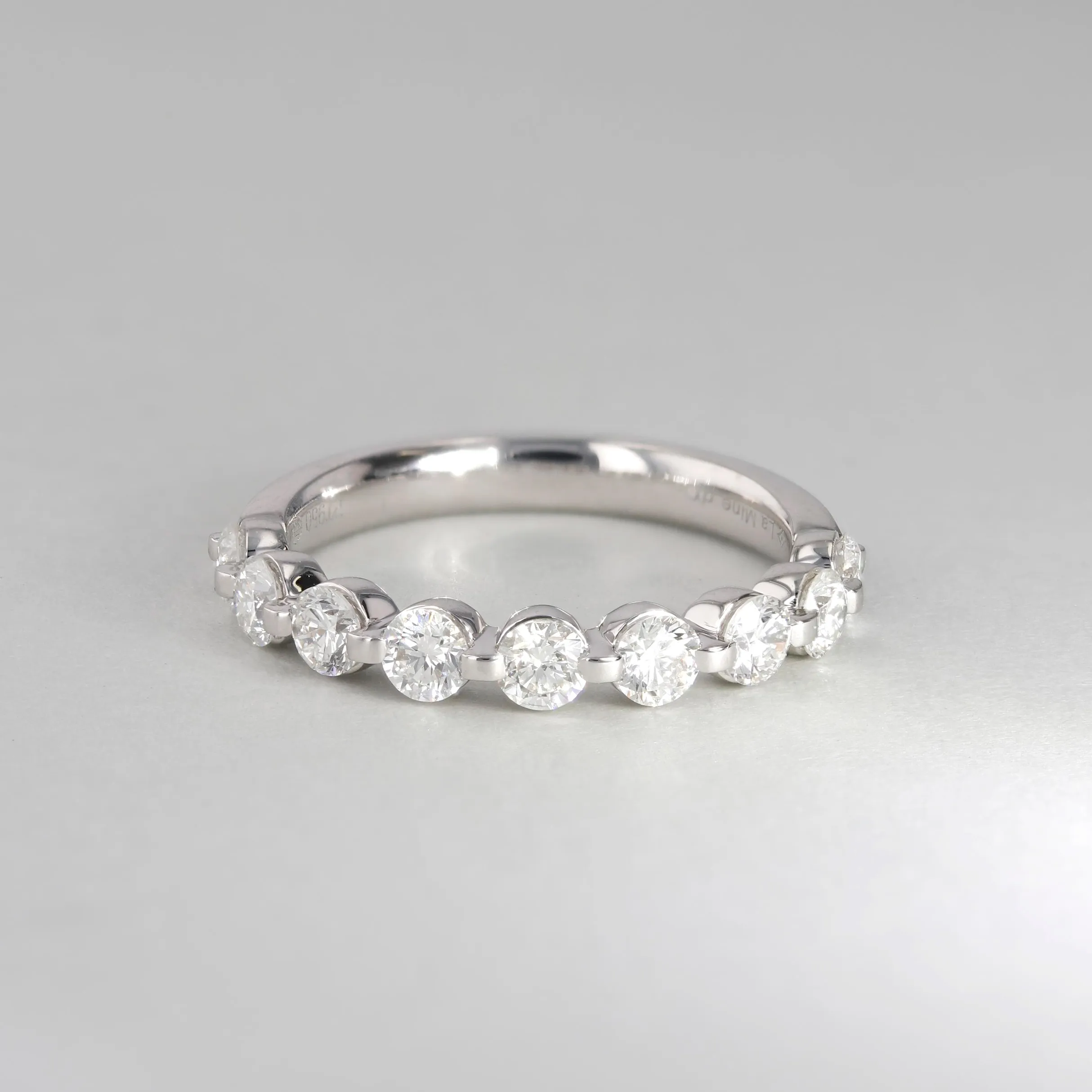 1.00tw Always Single Shared Claw Platinum Diamond Band Image 3 La Mine d'Or Moncton, NB