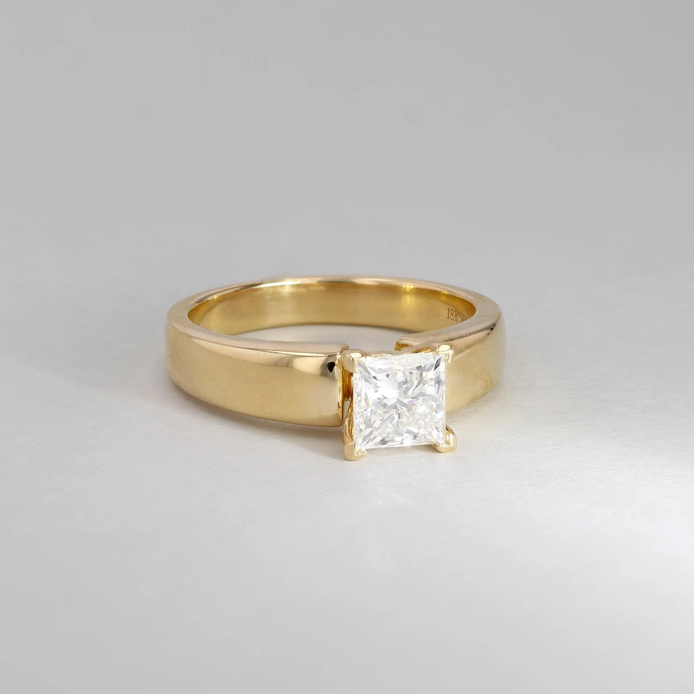 1.05ct Princess Canadian Diamond Solitaire Engagement Ring Image 4 La Mine d'Or Moncton, NB