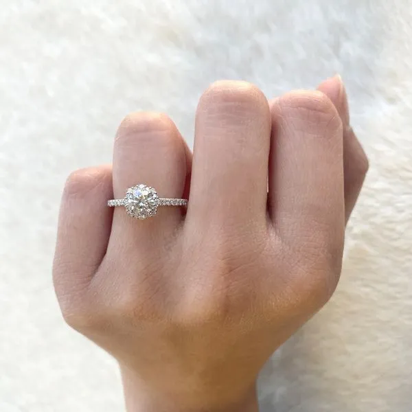 1.04tw De Beers Forevermark Round Diamond Engagement Ring Image 4 La Mine d'Or Moncton, NB