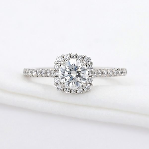 1.08tw De Beers Forevermark Diamond Halo Engagement Ring Image 3 La Mine d'Or Moncton, NB