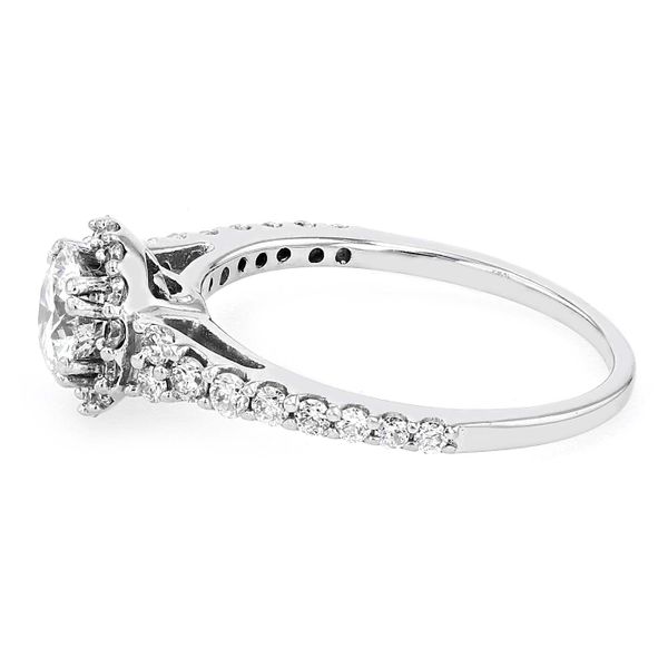 0.94tw UTwo Halo Canadian Diamond Engagement Ring Image 2 La Mine d'Or Moncton, NB