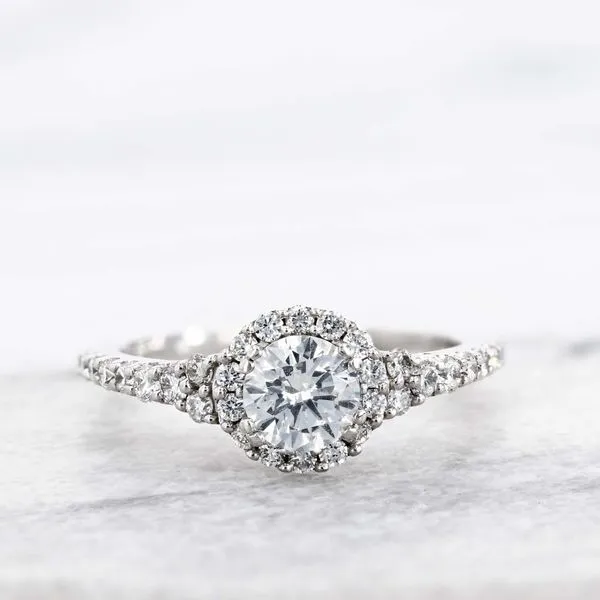 0.94tw UTwo Halo Canadian Diamond Engagement Ring Image 4 La Mine d'Or Moncton, NB