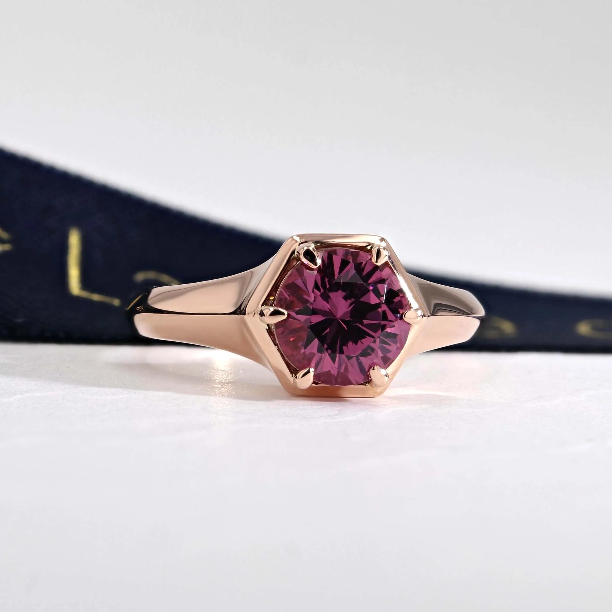 1.92ct Round 6 Prong Solitaire Mahenge Garnet Ring 14kt Rose Gold Image 3 La Mine d'Or Moncton, NB