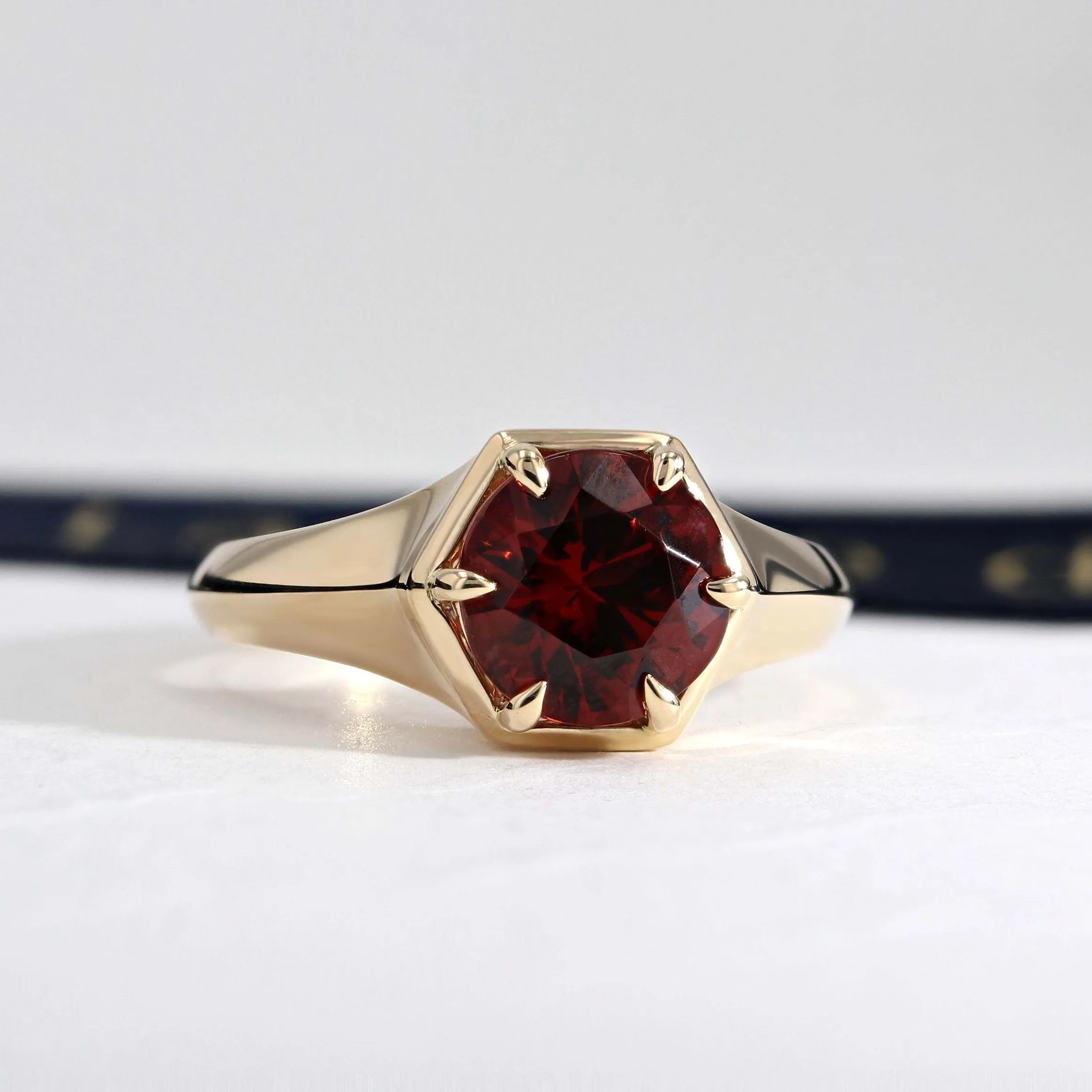 2.20ct Tanga Red Garnet Solitaire Ring 14kt Yellow Gold Image 3 La Mine d'Or Moncton, NB