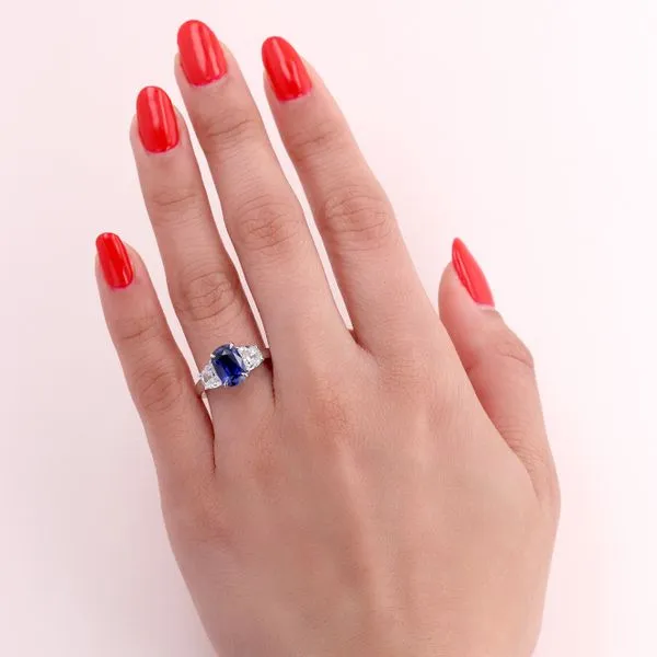 3.65tw Sapphire and Diamond Trinity Ring Image 4 La Mine d'Or Moncton, NB