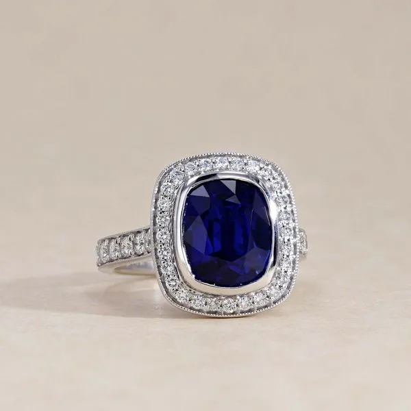 6.32tw Cushion Sapphire Diamond Halo Ring Image 3 La Mine d'Or Moncton, NB