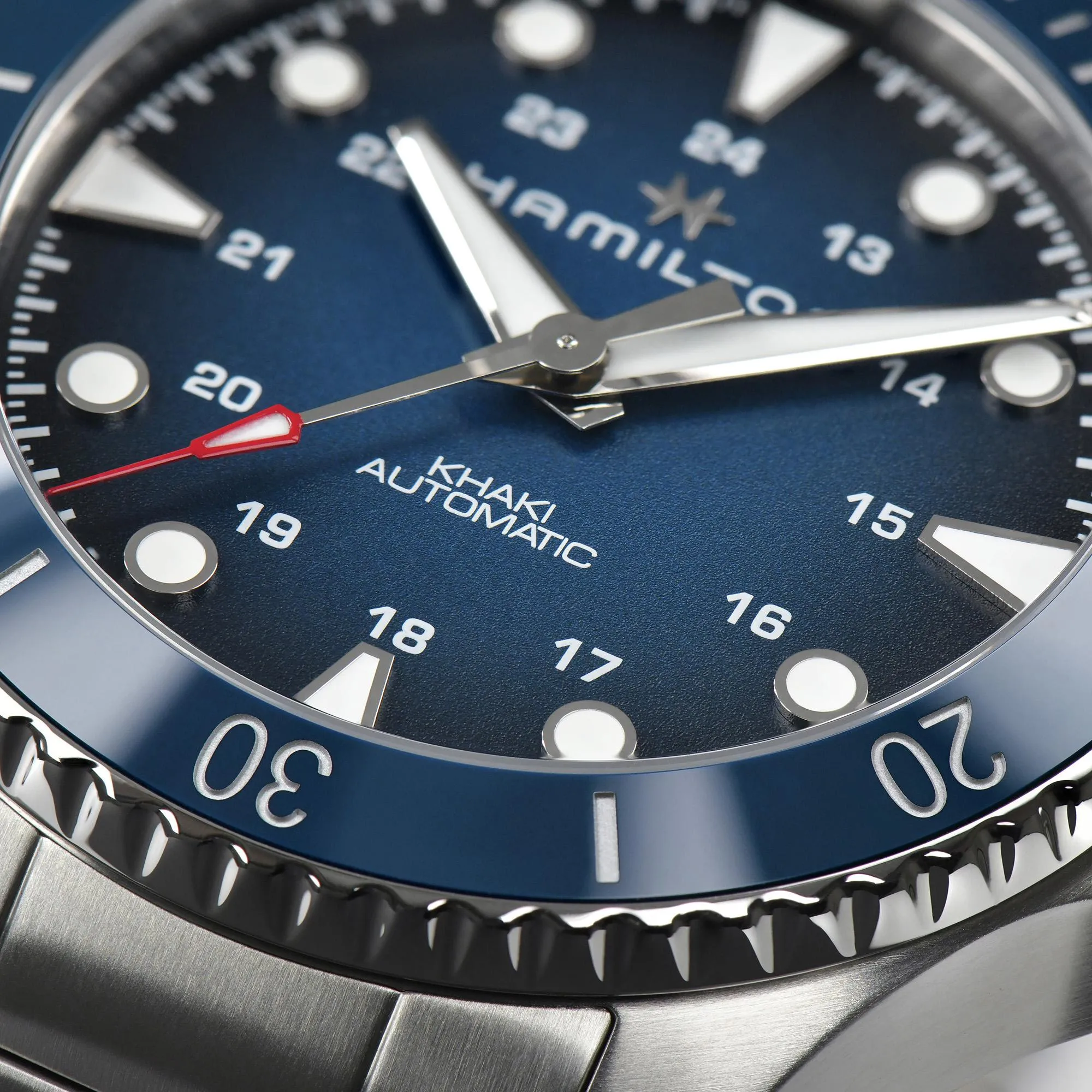 Hamilton Khaki Navy Scuba Automatic Watch Blue Dial 43mm Image 4 La Mine d'Or Moncton, NB