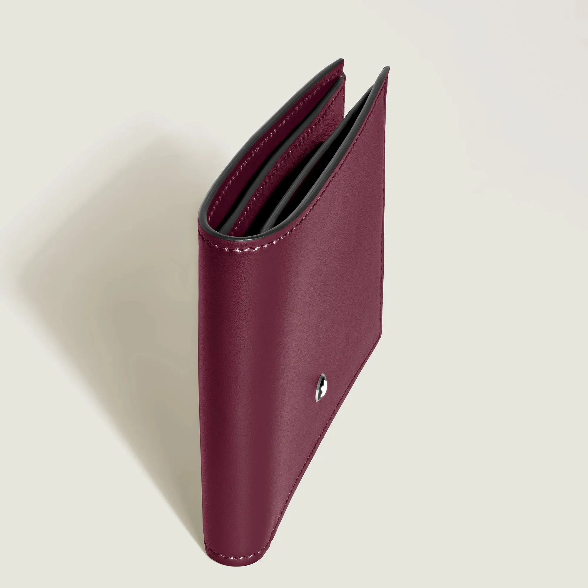 Montblanc Meisterstuck Wallet Cassis Leather 6cc Image 4 La Mine d'Or Moncton, NB