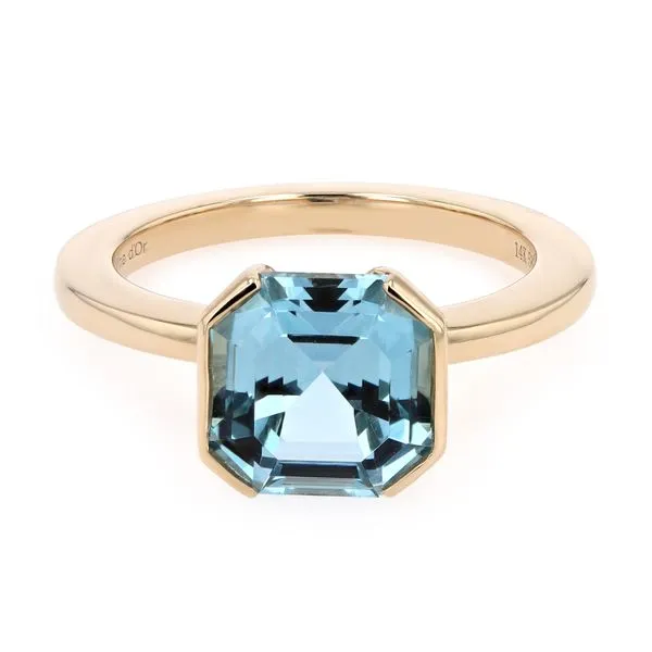 3.00ct Munich Octagon Shape Half Bezel Solitaire Santa Maria Brazilian Aquamarine Ring 14kt Yellow G La Mine d'Or Moncton, NB