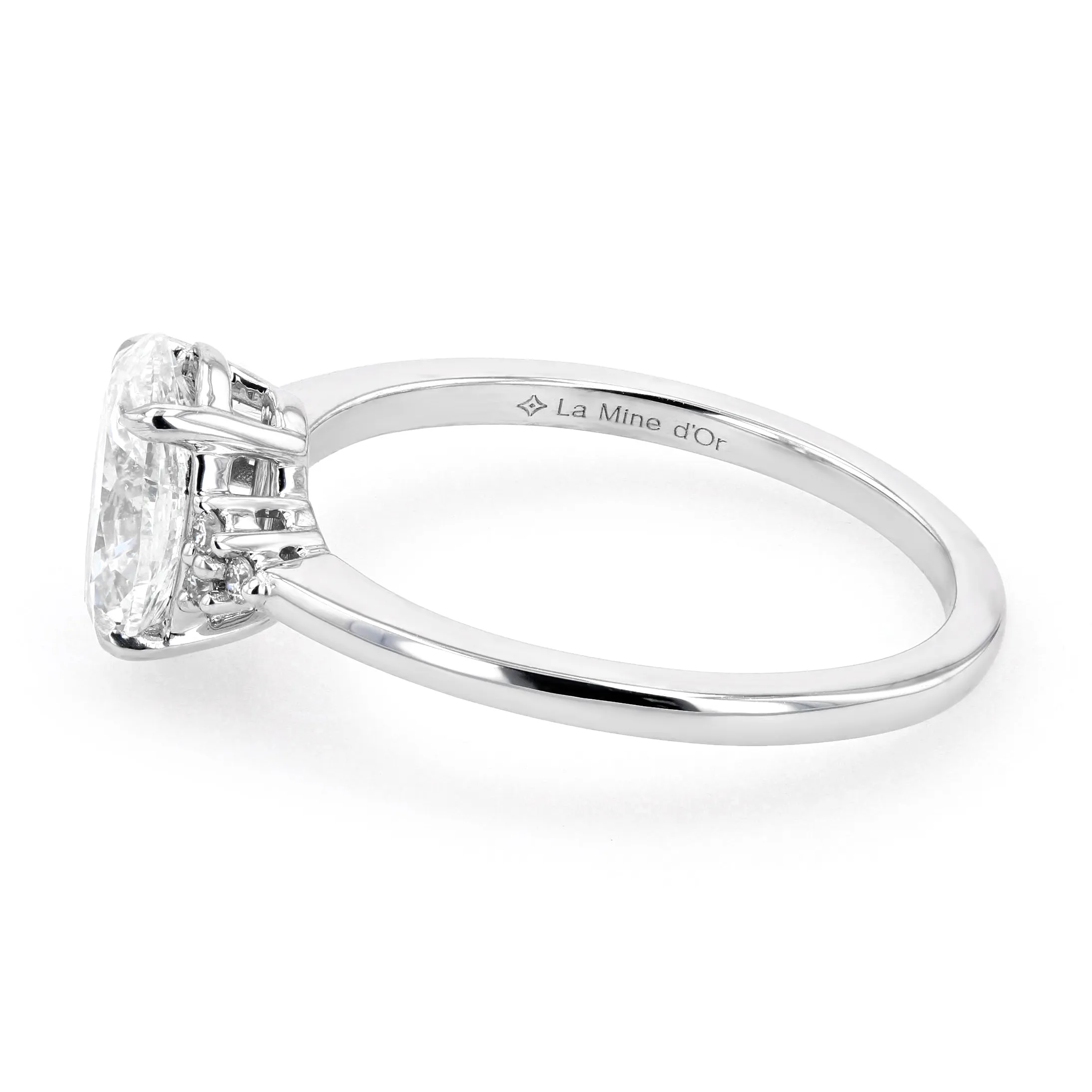 1.16tw Paris Oval Diamond Three Side Stone Engagement Ring Image 2 La Mine d'Or Moncton, NB