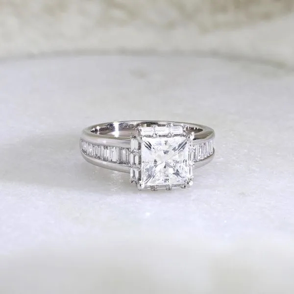 3.06tw Princess Diamond Halo Engagement Ring Image 3 La Mine d'Or Moncton, NB