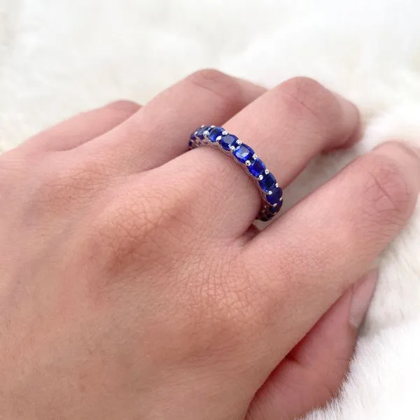 4.90tw Cushion Sapphire Eternity Ring 18kt White Gold Image 4 La Mine d'Or Moncton, NB