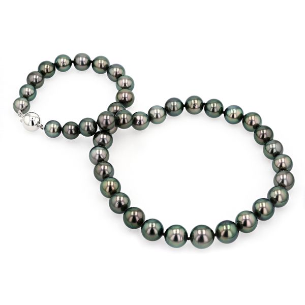 Tahitian Pearl Necklace with 14kt White Gold Polished Clasp La Mine d'Or Moncton, NB