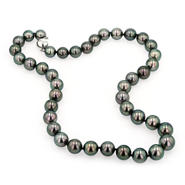 Tahitian Pearl Necklace with 14kt White Gold Polished Clasp Image 2 La Mine d'Or Moncton, NB