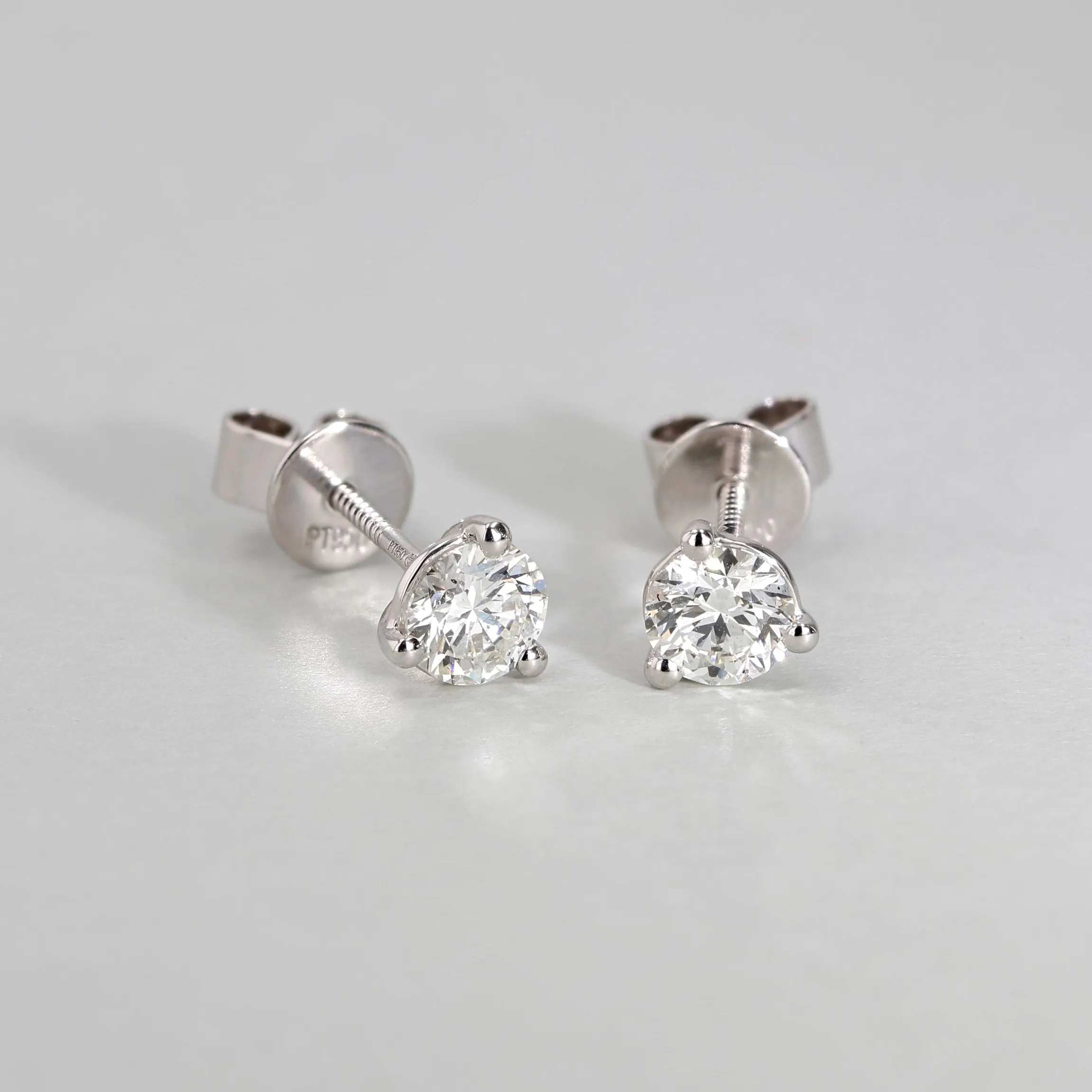 1.00tw Signature Collection Diamond Stud Earrings Image 3 La Mine d'Or Moncton, NB