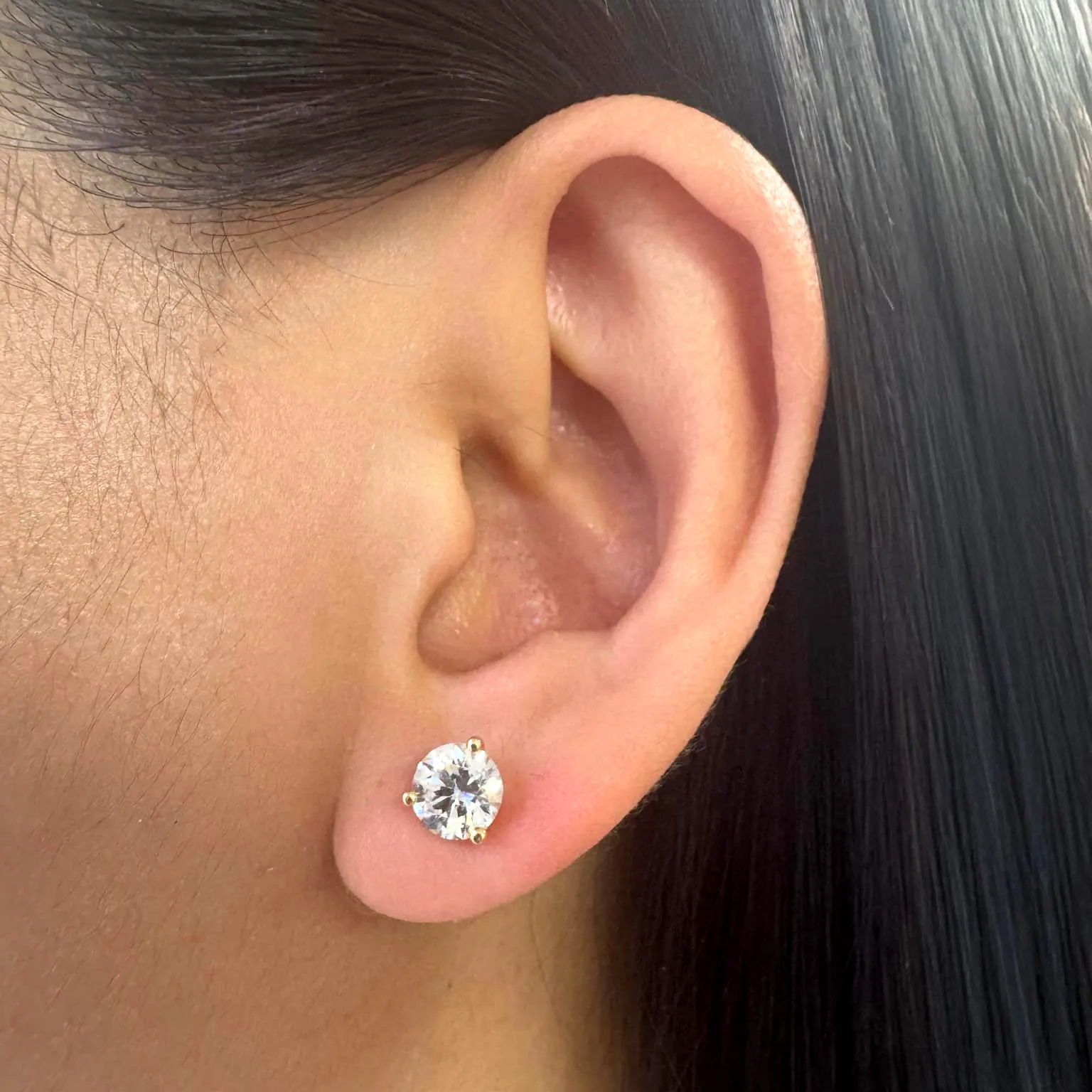 2.03tw Signature Round Brilliant Diamond Stud Earrings